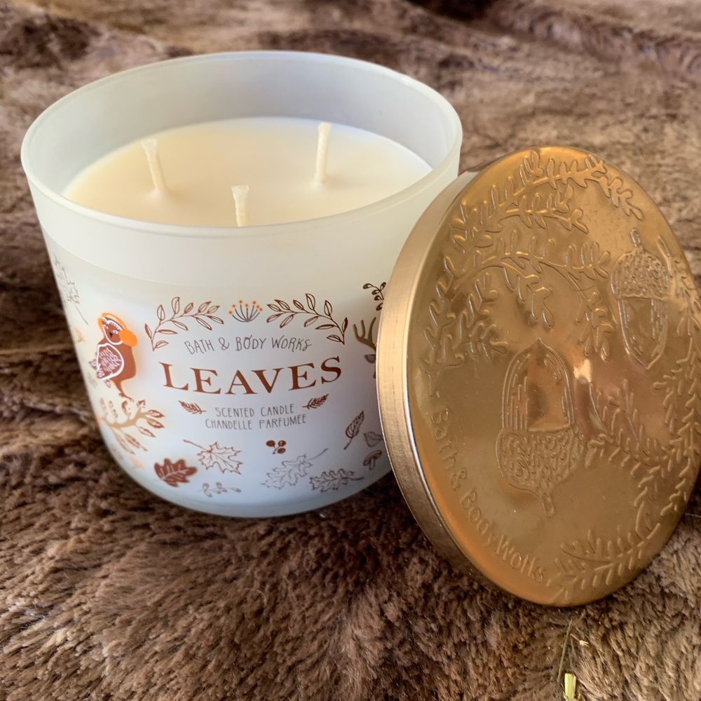 BBW 3 wick candle NEW Leaves